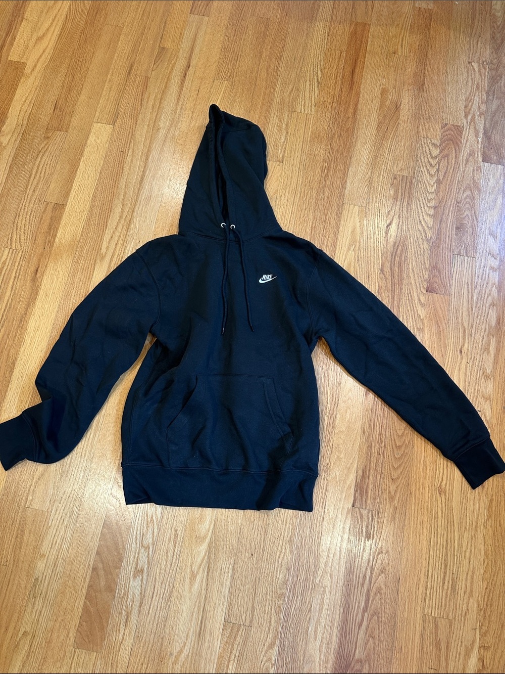 Nike Black Men's Pullover Hoodie with Small Swoosh